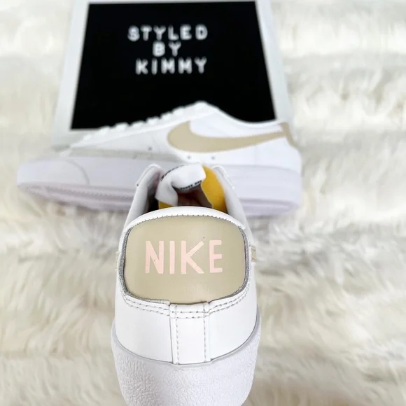 Nike Blazer Low 77 Vintage Sneakers Shoes New Shoe - Picture 3 of 6